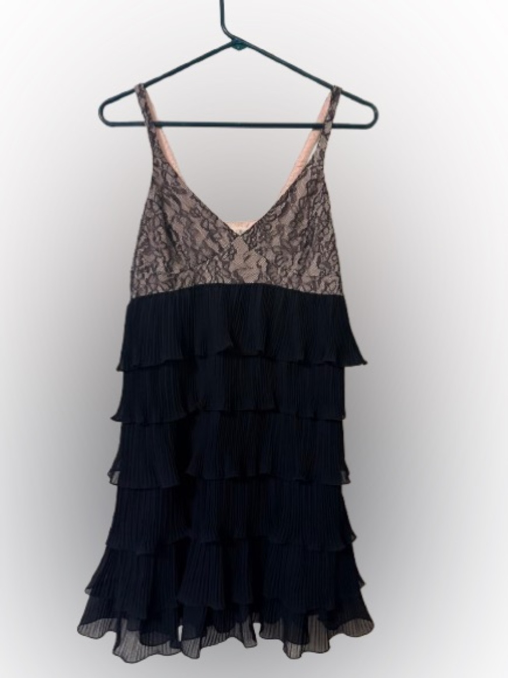 Erin Fetherston Black Pleated Tiered Cocktail Dress Lace Bodice Size 4